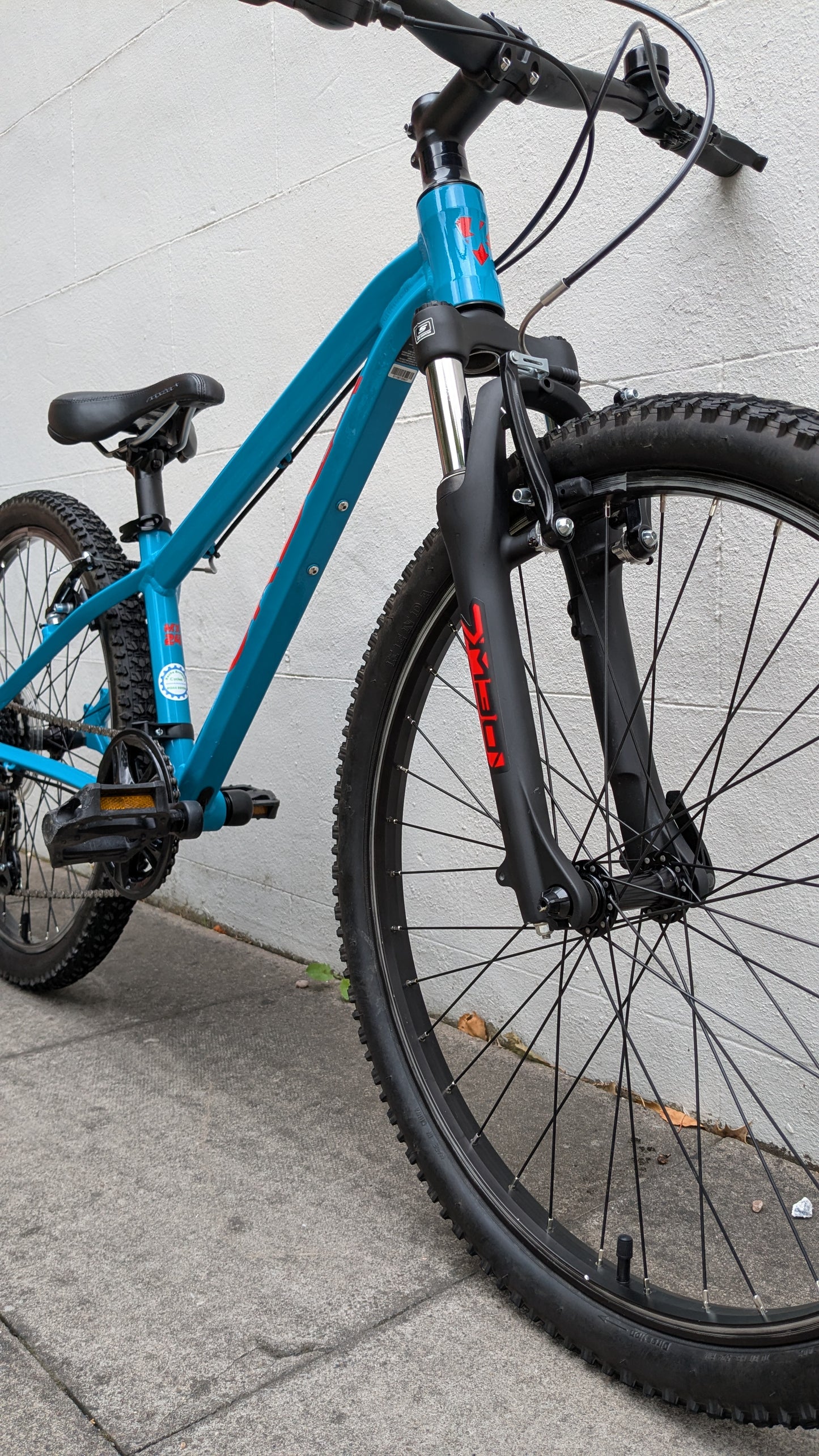 Used ORBEA MX24 XC - 24" Wheel. Blue.